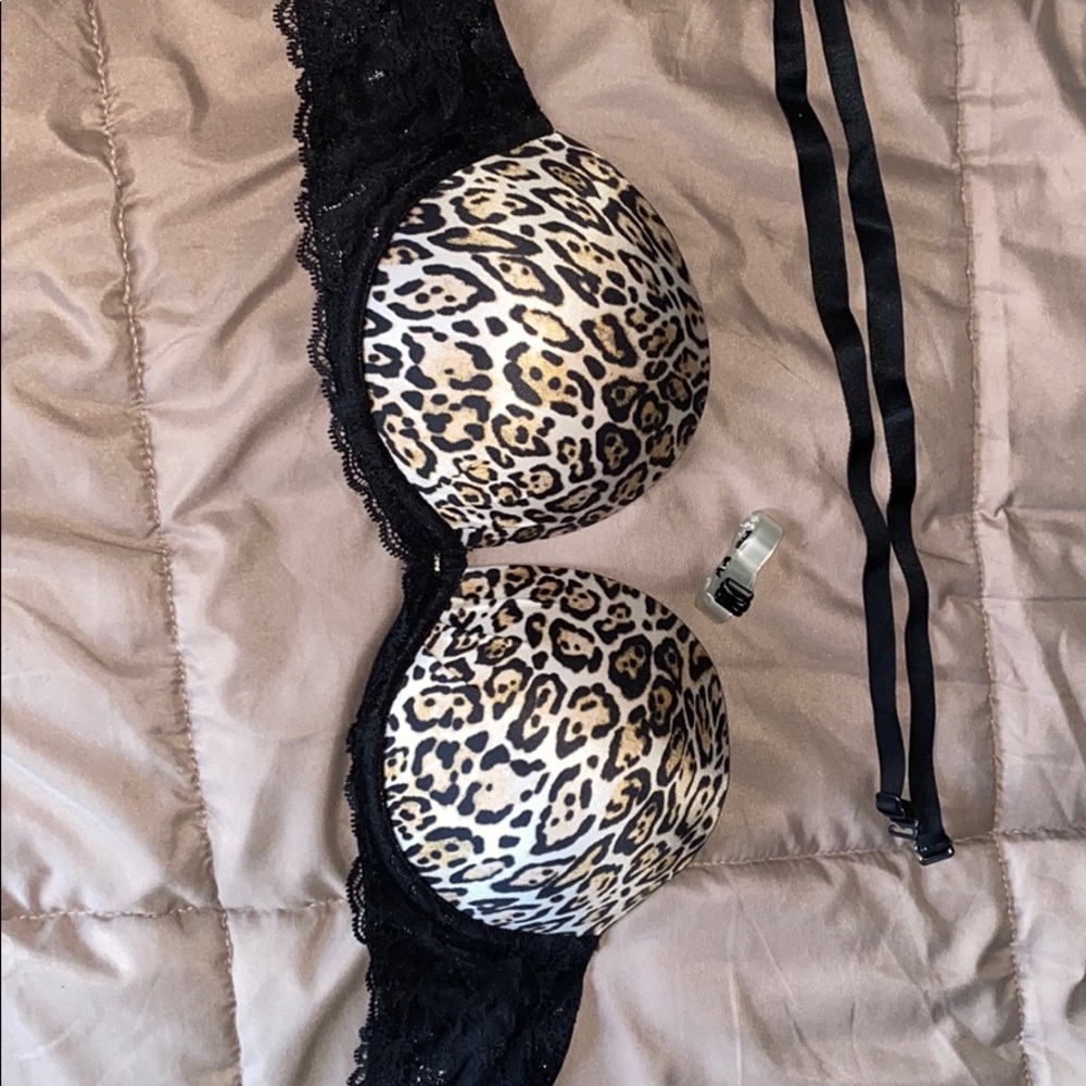 Victoria Secret Strapless Push up Bra